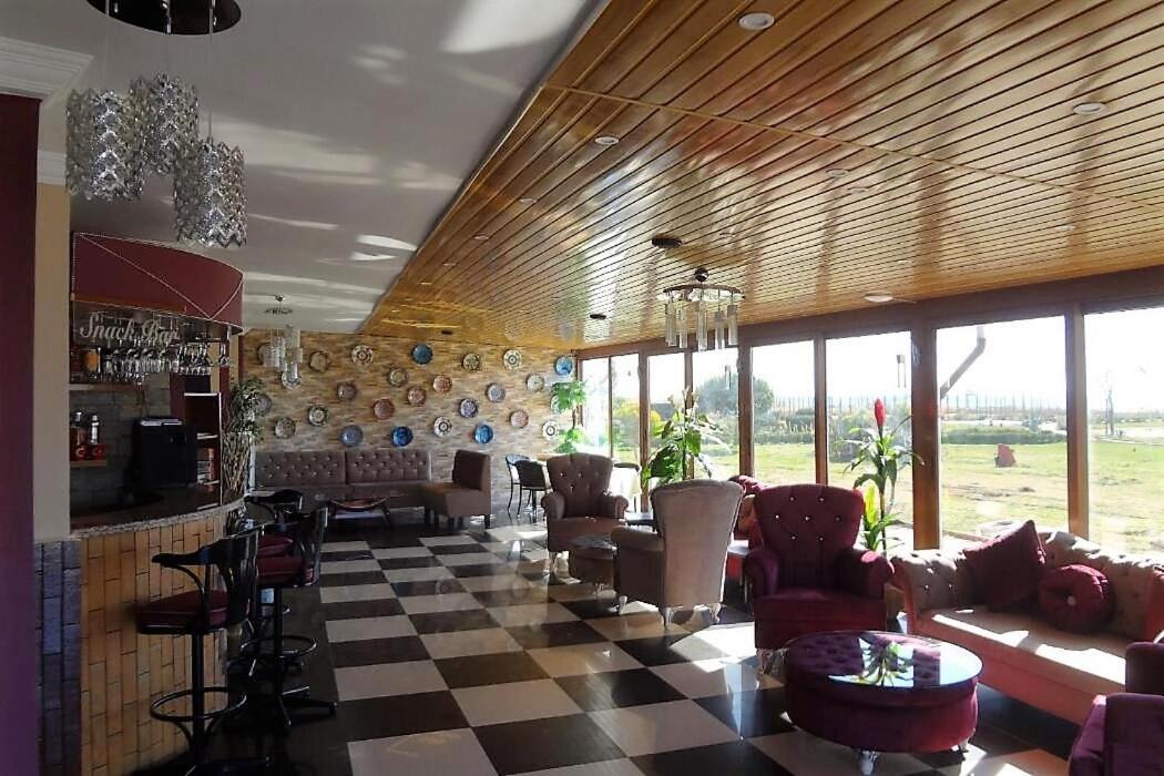 Linda Butik Otel Guemuelduer Измир Экстерьер фото